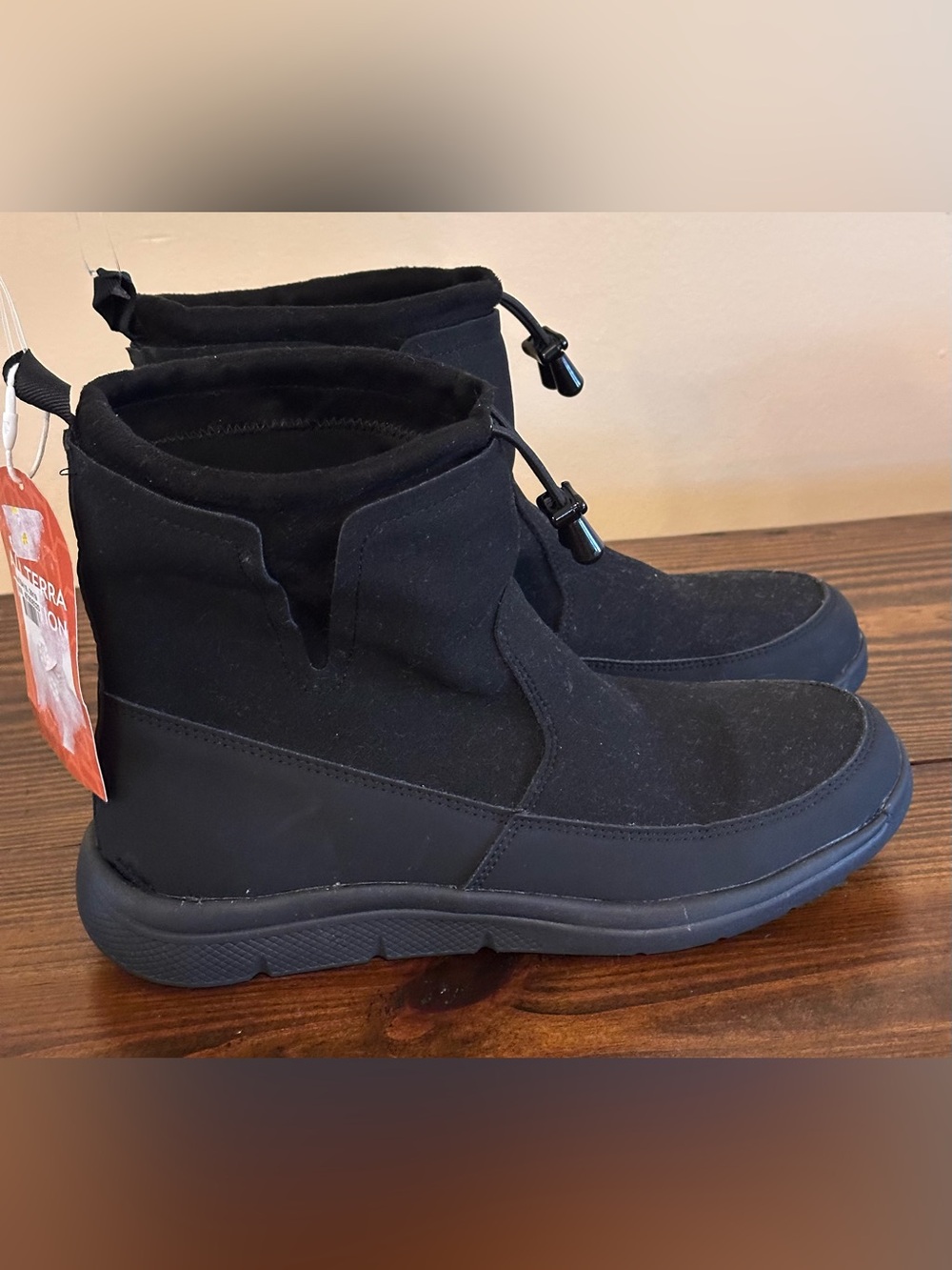 Jambu Colleen Black Ankle Boots Size 9 All Terra Traction
